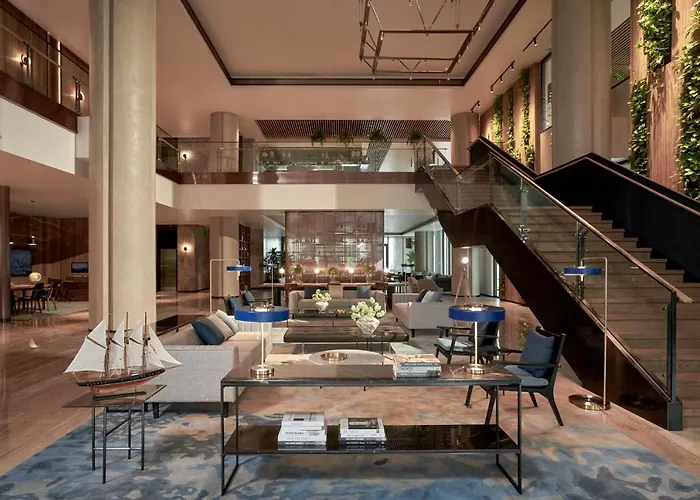 The Yacht By Dc Hotel Hạ Long